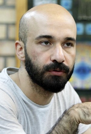 بیوگرافی حسین کندری