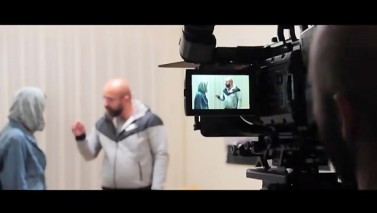 ویدیویی از پشت صحنه فیلم سینمایی شنل به کارگردانی حسین کندری