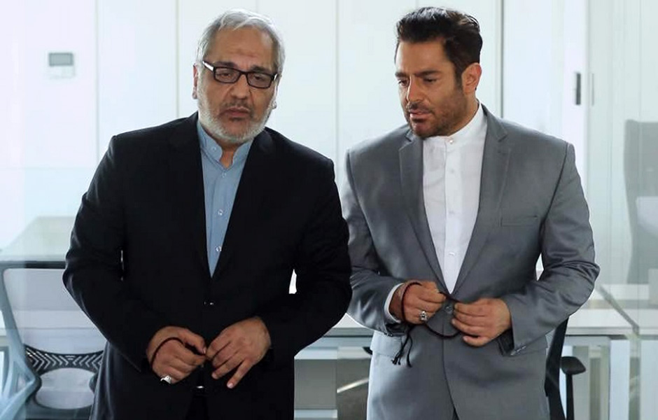 مهران مدیری و محمدرضا گلزار در نمایی از فیلم سینمایی رحمان ۱۴۰۰