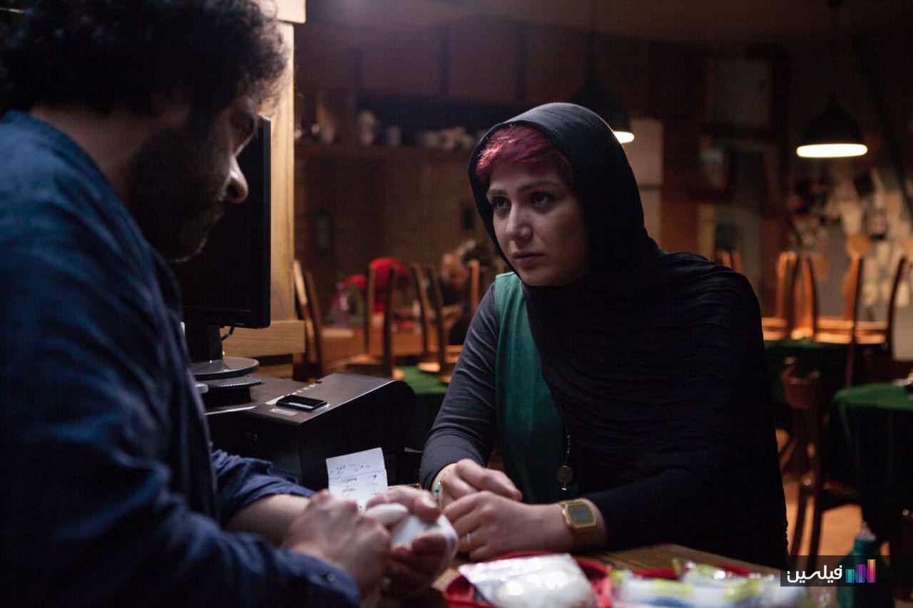 باران کوثری و حسن معجونی در نمایی از فیلم سینمایی بی‌ نامی