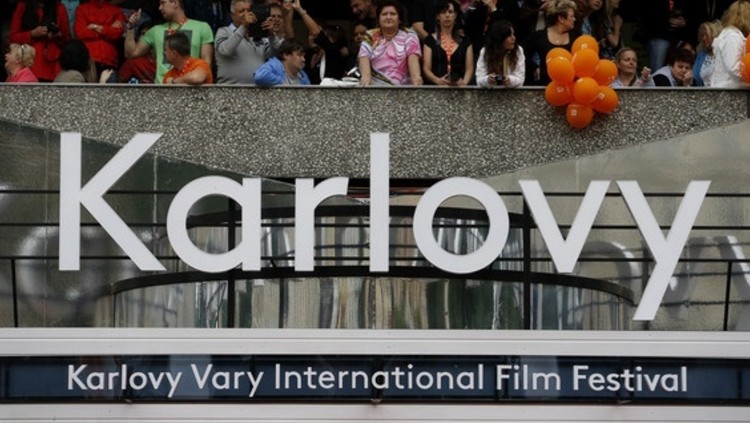 سینمای رومانی گوی بلورین کارلووی واری را ربود