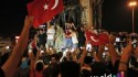 واکنش هنرمندان به کودتای ترکیه