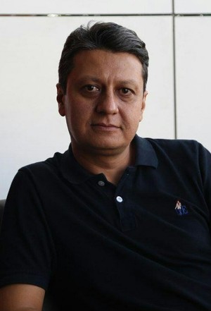 بیوگرافی علی صداقت‌کریمی